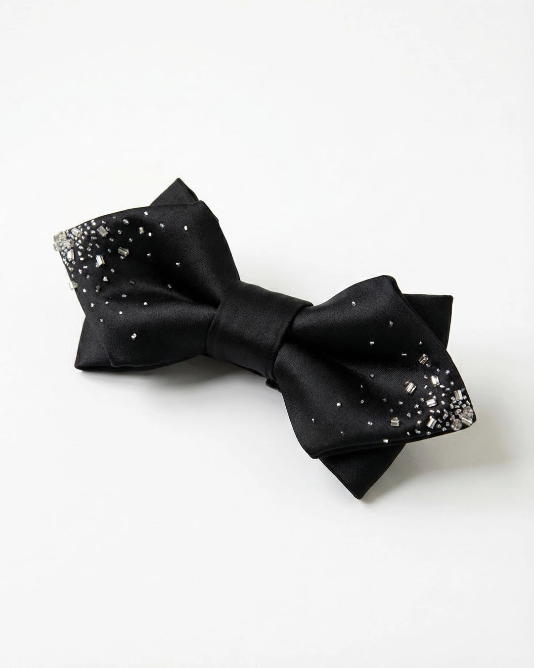 Black Diamond Point Bow Tie with Silver-Tone Beads